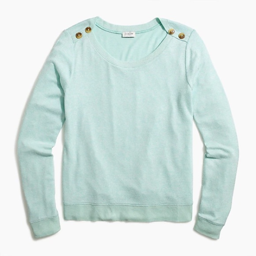 ✨2 for 45✨ Button shoulder top sweater in signature cozy yarn